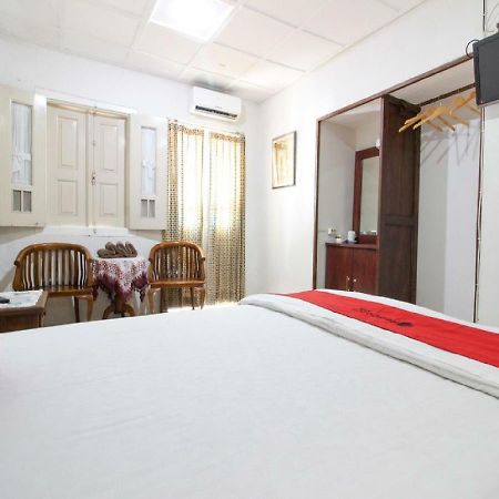 Готель Reddoorz Syariah Near Wijilan Джок'якарта Екстер'єр фото